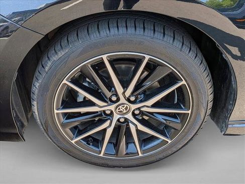 Used 2024 Toyota Camry SE w/ Convenience Package FWD image 22