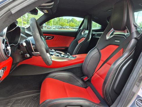 Used 2018 Mercedes-Benz AMG GT S image 17