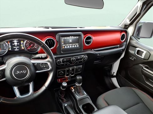 Used 2021 Jeep Gladiator Rubicon w/ LED Lighting Group image 9