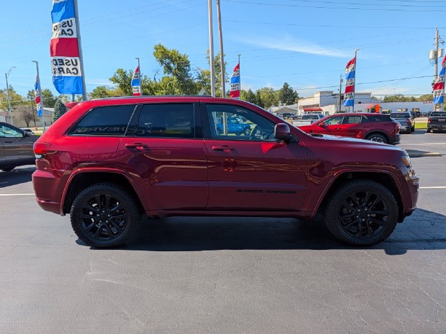 Used 2022 Jeep Grand Cherokee Laredo X AWD/4WD image 6