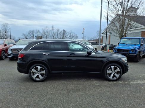 Certified 2022 Mercedes-Benz GLC 300 4MATIC image 2