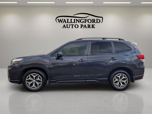 Used 2019 Subaru Forester Premium image 7