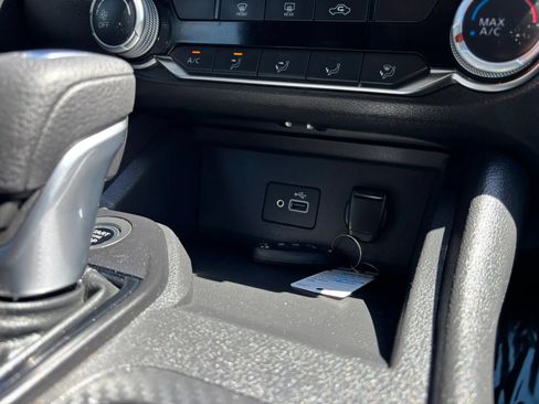 Used 2022 Nissan Sentra S w/ Electronics Package FWD image 37