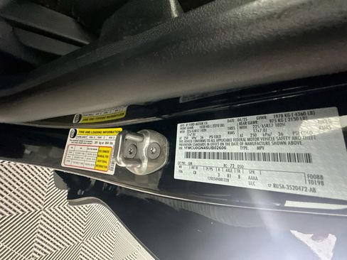 Used 2025 Ford Escape Active FWD image 12