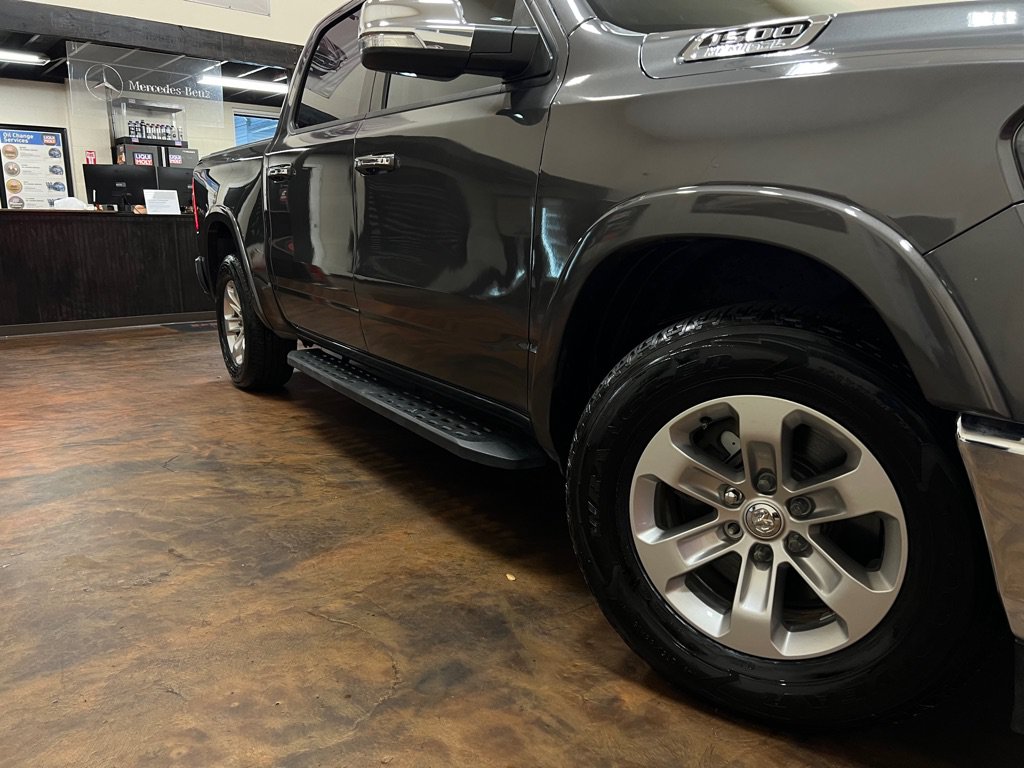 Used 2020 RAM 1500 Laramie AWD/4WD image 43