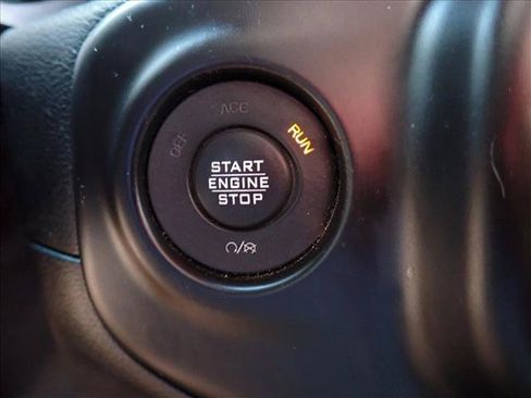 Used 2018 Jeep Wrangler Unlimited Sport S AWD/4WD image 15
