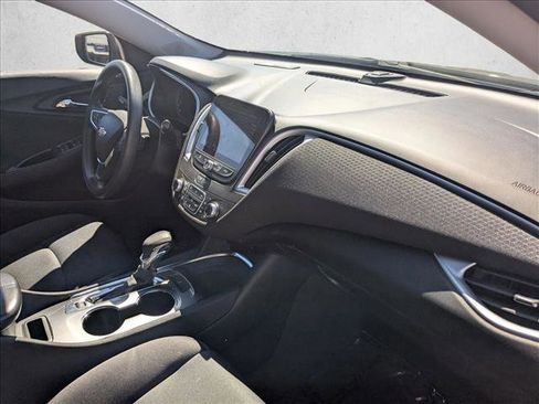 Used 2023 Chevrolet Malibu LT image 19
