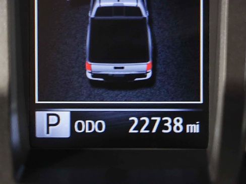 Used 2023 Toyota Tacoma TRD Off-Road image 16