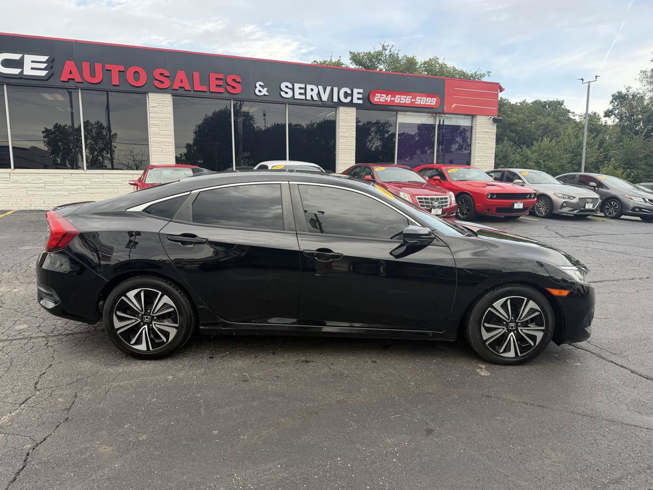 Used 2018 Honda Civic EX-L image 8