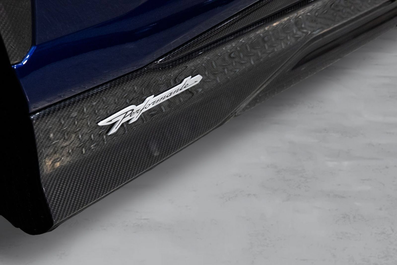 Used 2024 Lamborghini Urus Performante AWD/4WD image 59