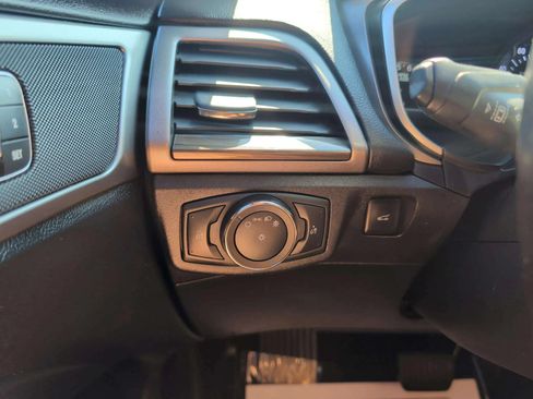 Used 2019 Ford Fusion SEL FWD image 25
