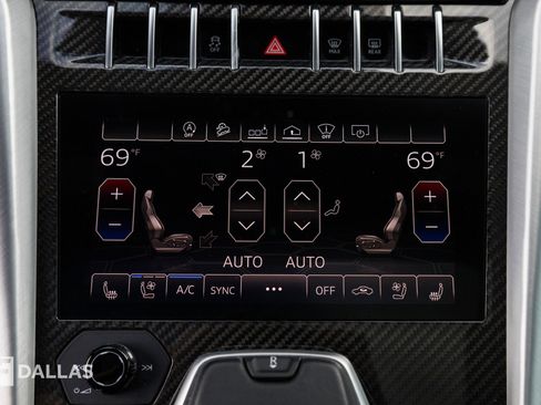 Used 2020 Lamborghini Urus image 26