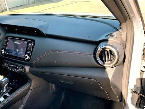 Certified 2024 Nissan Kicks SR w/ SR Premium Package image 16