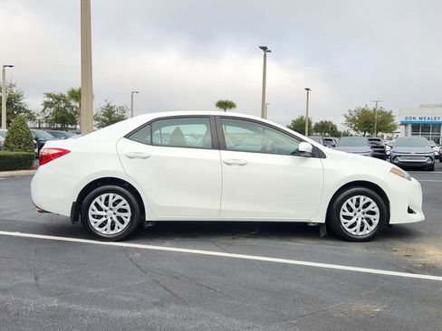 Used 2018 Toyota Corolla LE image 6