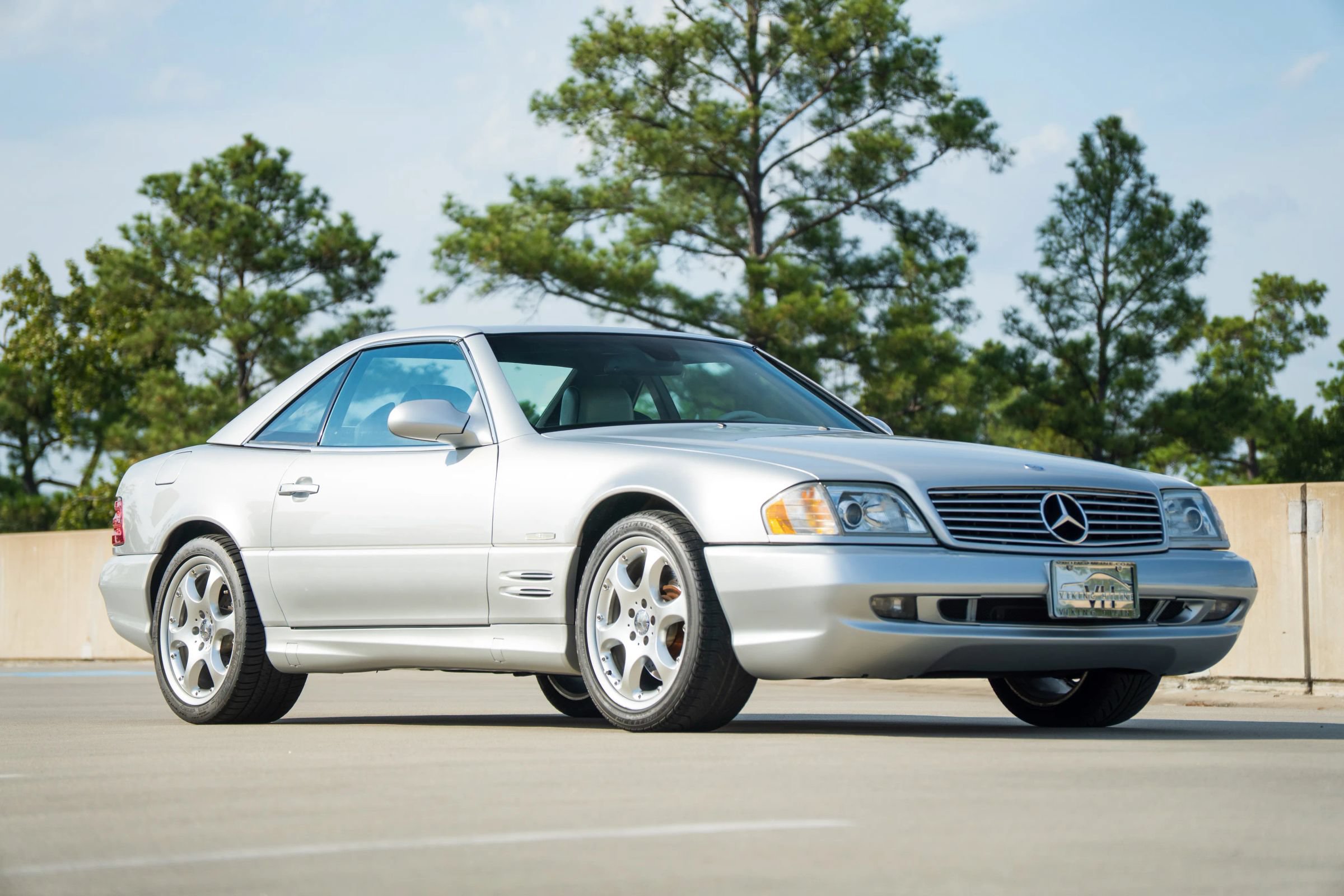 Used 2002 Mercedes-Benz SL 500 image 1