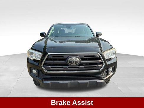Used 2019 Toyota Tacoma SR5 RWD image 10