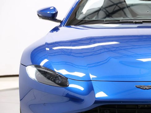 Used 2023 Aston Martin V8 Vantage Roadster RWD image 80