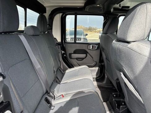 New 2026 Jeep Gladiator Willys AWD/4WD image 24