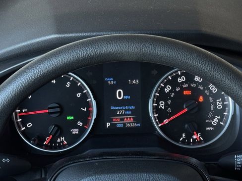 Used 2021 Toyota RAV4 XLE image 21