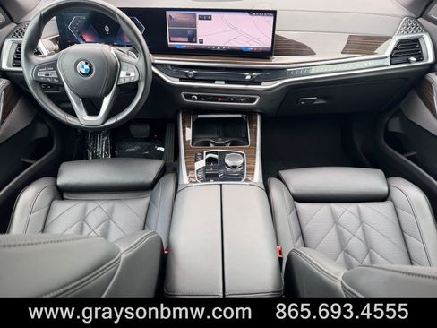 Used 2026 BMW X5 xDrive40i AWD/4WD image 22