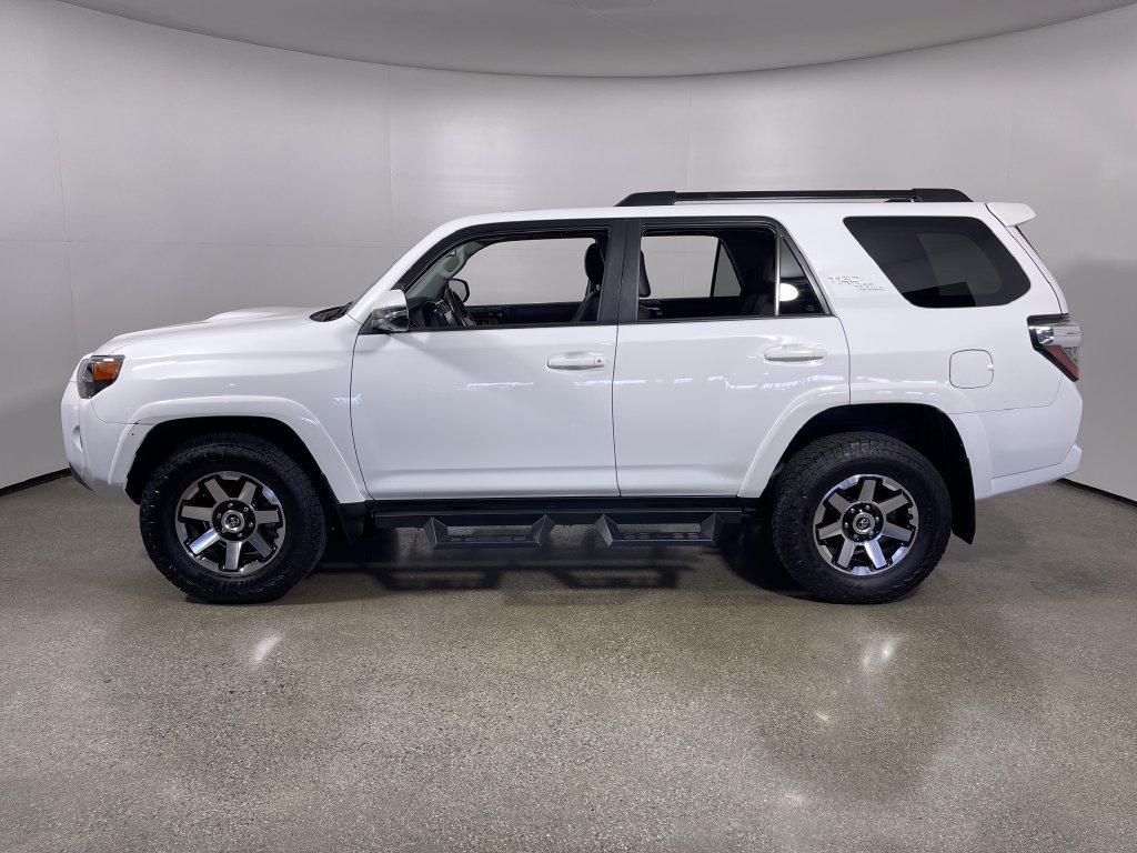 Certified 2023 Toyota 4Runner TRD Off-Road Premium w/ Off Road Premium Plus Package AWD/4WD image 6