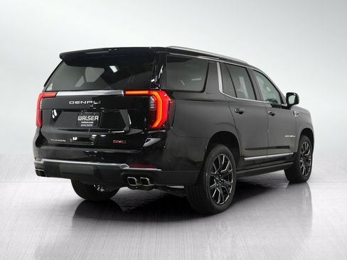 Used 2025 GMC Yukon Denali w/ Sun & Power Step Package AWD/4WD image 5