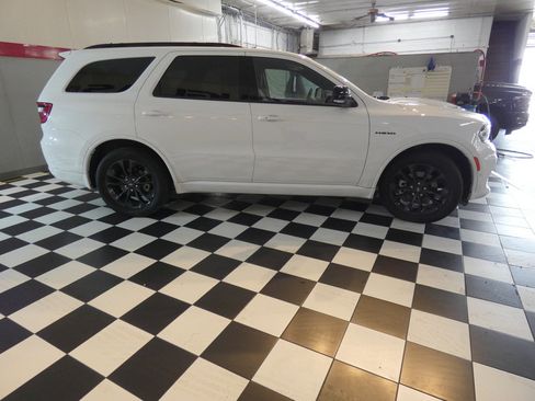 Used 2024 Dodge Durango R/T AWD/4WD image 4