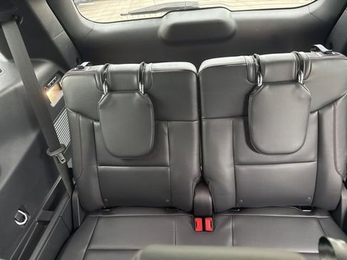 Used 2025 Ford Explorer ST-Line w/ Premium Package AWD/4WD image 28