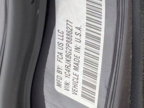 Certified 2023 Jeep Grand Cherokee L Limited image 34