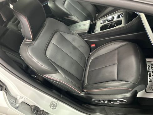 Used 2024 Jeep Wagoneer Launch Edition image 26