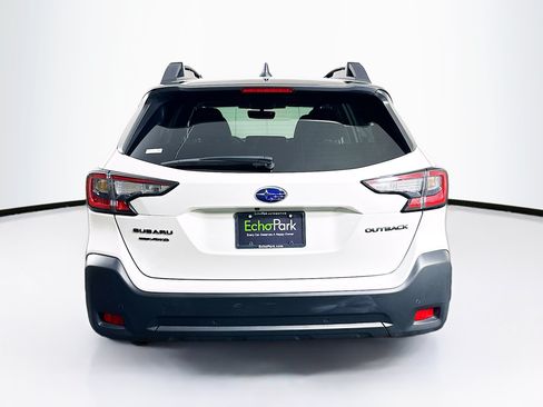 Used 2025 Subaru Outback Onyx Edition AWD/4WD image 7