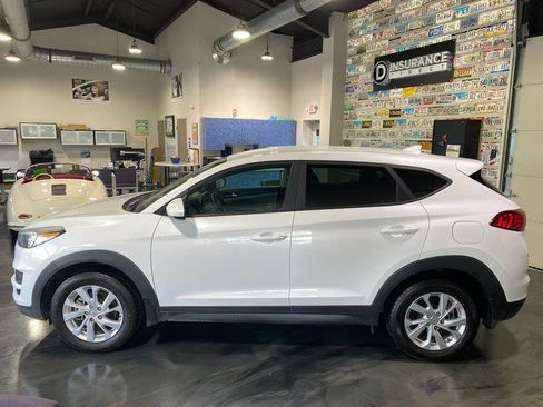 Used 2019 Hyundai Tucson SE AWD/4WD image 4