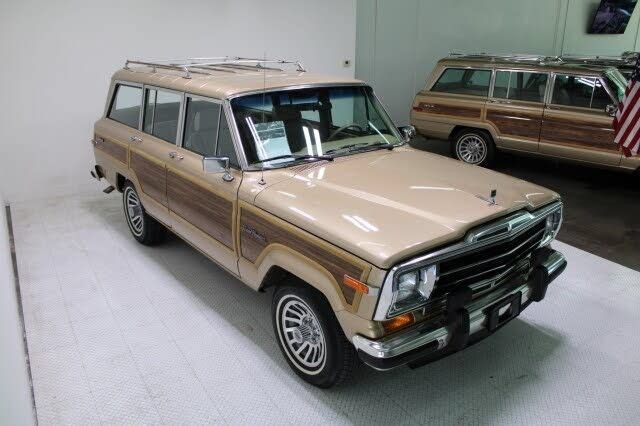 Used 1989 Jeep Grand Wagoneer AWD/4WD image 15