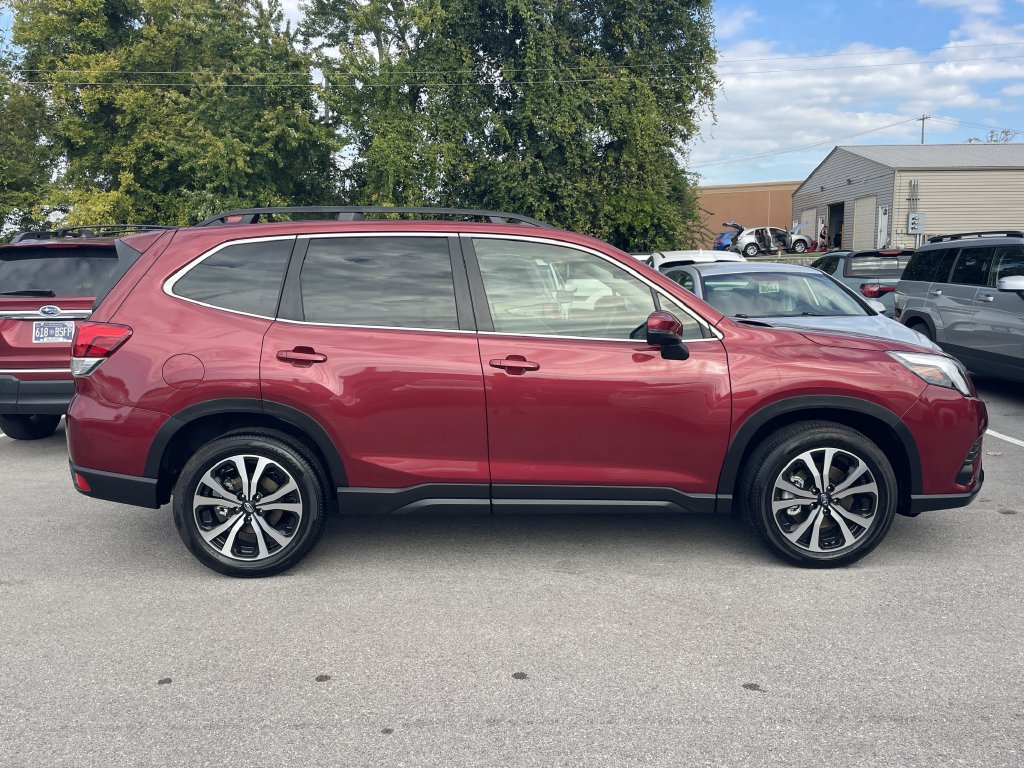 Used 2023 Subaru Forester Limited w/ Popular Package #3 AWD/4WD image 7