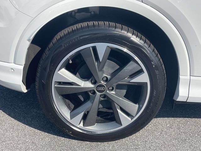 Certified 2023 Audi Q4 e-tron Premium Plus w/ Premium Plus AWD/4WD image 10