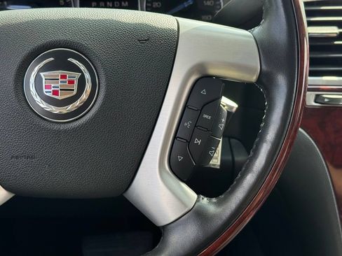 Used 2008 Cadillac Escalade EXT AWD/4WD image 27