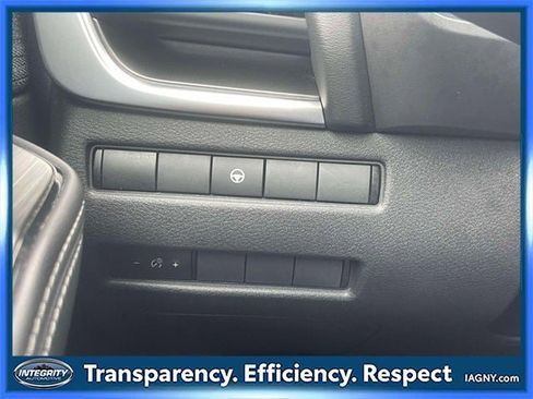 Certified 2023 Nissan Rogue SV image 20