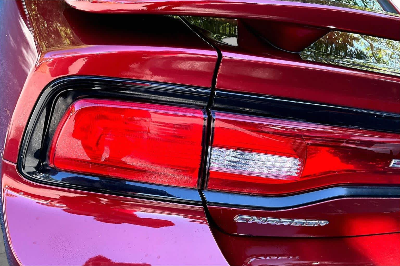 Used 2014 Dodge Charger R/T RWD image 29