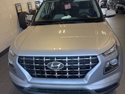 Used 2022 Hyundai Venue SEL w/ Cargo Package