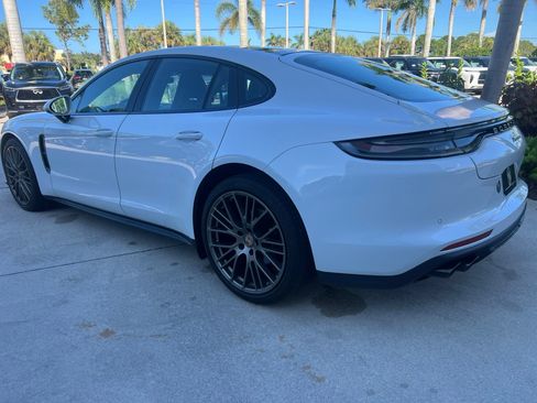 Used 2023 Porsche Panamera Platinum Edition RWD image 3