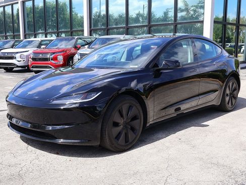 Used 2024 Tesla Model 3 Long Range AWD/4WD image 9