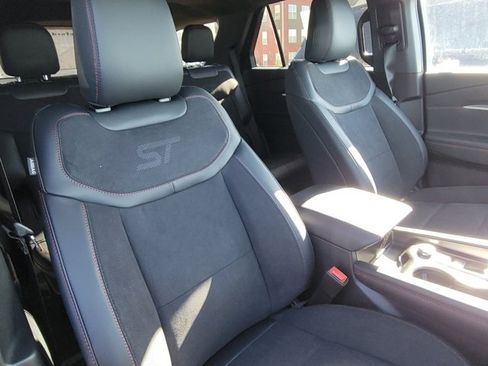 New 2026 Ford Explorer ST w/ Sun And Sound Package image 7