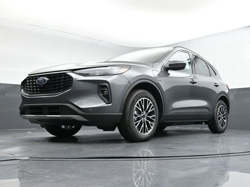 New 2025 Ford Escape SE w/ PHEV Premium Package image 26
