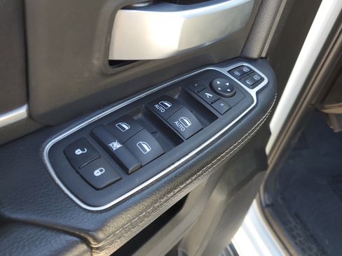 Used 2024 RAM 2500 Big Horn image 16