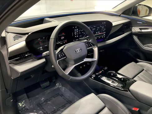 Used 2025 Audi Q6 e-tron Premium Plus w/ Premium Plus image 15