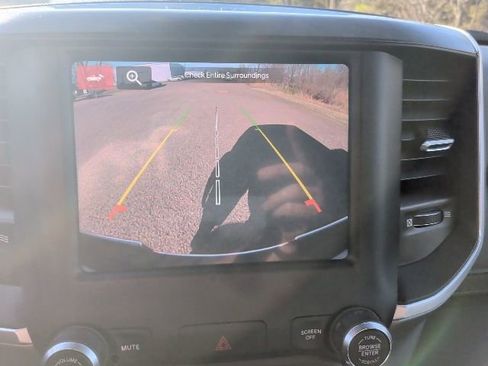 Used 2024 RAM 2500 Big Horn image 37