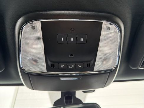 Used 2021 Jeep Grand Cherokee Laredo X AWD/4WD image 24