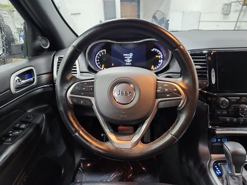 Used 2019 Jeep Grand Cherokee Limited w/ Luxury Group II AWD/4WD image 12