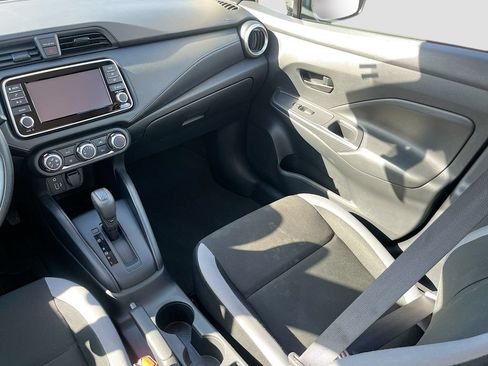 Used 2025 Nissan Versa S FWD image 22