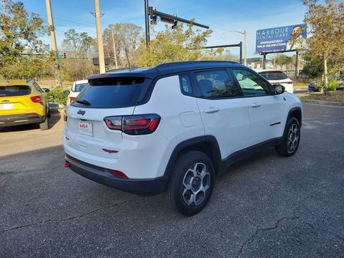 Used 2022 Jeep Compass Trailhawk w/ Trailhawk Elite Group image 2